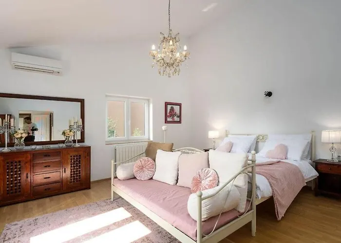 Вілла Fantastika Grande Luxus *