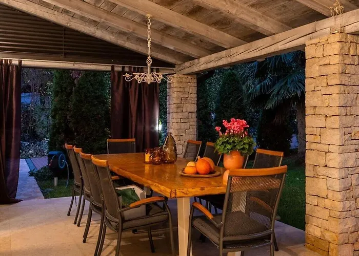 Вілла Fantastika Grande Luxus Пореч