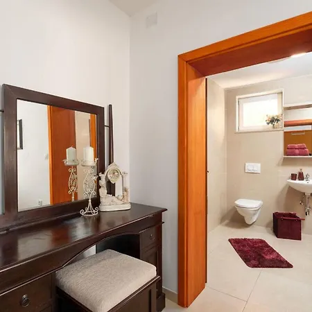 Fantastika Grande Luxus Villa