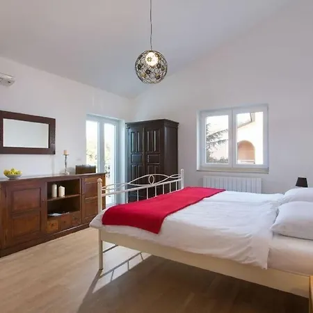 Vila Fantastika Grande Luxus *