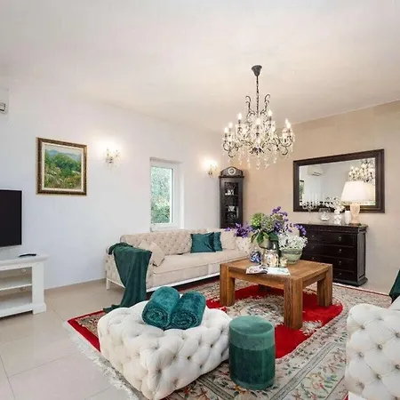 Vila Fantastika Grande Luxus
