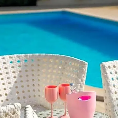 Fantastika Grande Luxus Villa