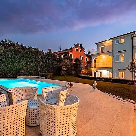 Fantastika Grande Luxus Villa *