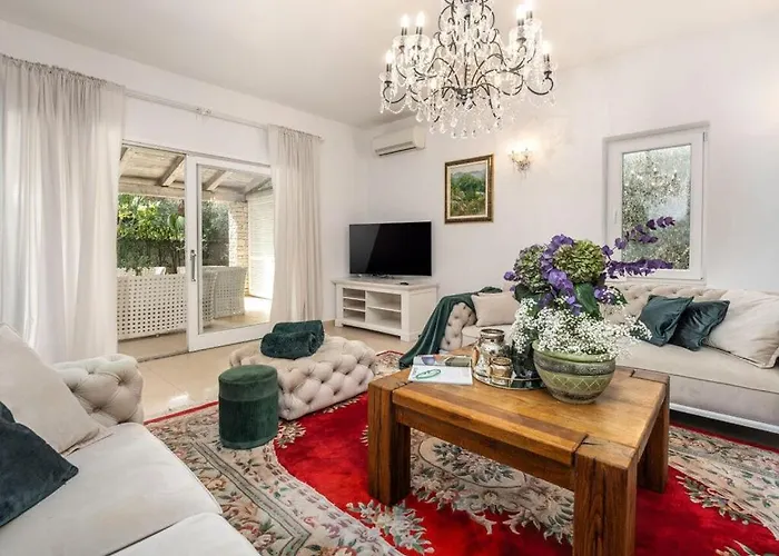 Fantastika Grande Luxus * Πόρετς